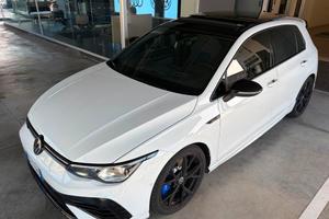 Golf 8 R 4 motion  Akrapovic