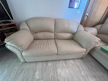 Coppia di divani da 2 posti e 3 posti Pelle