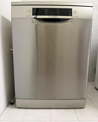 LAVASTOVIGLIE BOSCH SERIE 4