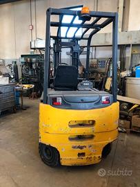 carrello elevatore OM