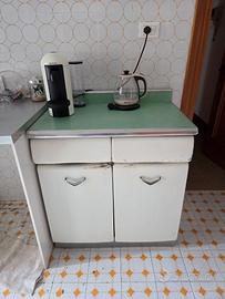 credenza da cucina vintage