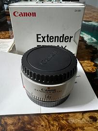 Canon Extender EF 1.4X.