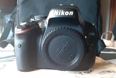 NIKON D5100