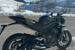 Triumph Street Triple 765 RS