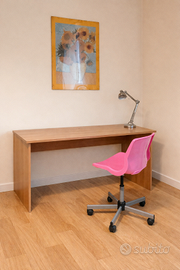 Scrivania e sedia Ikea ( scrivania 135x60)