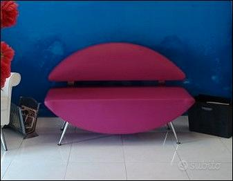 divanetto arredamento negozio o casa 