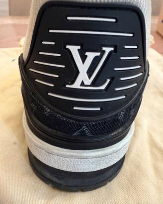 Louis Vuitton sneaker LV trainer