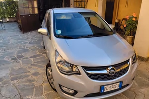 Opel Karl unico proprietaro ideale per neopatentat