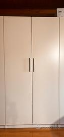 Armadio in legno bianco Ikea