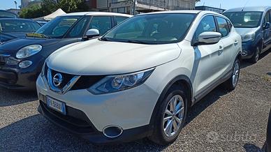 Nissan Qashqai 1600td cambio automatico 