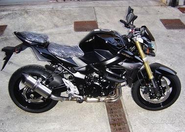 Special Titanium Roadsitalia Suzuki GSR 750