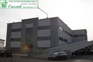 Immobile di 3770 m² con più di 5 locali a Guidonia