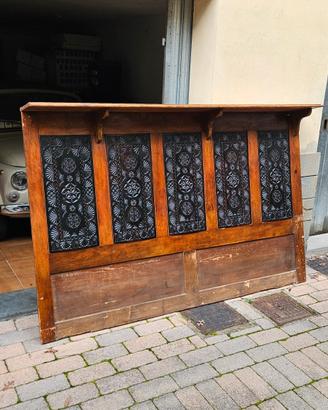 Pannello in legno intarsiato