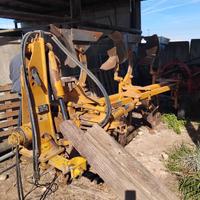 Aratro trivomere moro