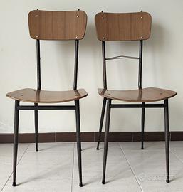 Sedie vintage anni '7' in legno, coppia