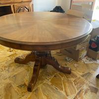 Tavolo in noce anni 70