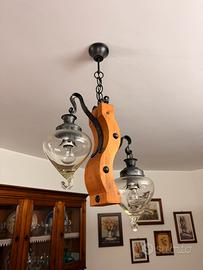 Lampadario legno e vetro soffiato