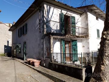 Terratetto indipendente in ristrutturazione