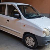 Hyundai atos autocarro