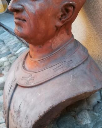 antico busto in terracotta