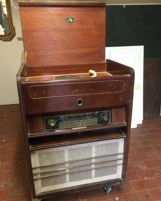 Mobile radio d’epoca La voce del padrone