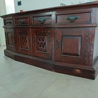 Madia e tavolo in arte povera