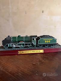 Schools Class 220 SR