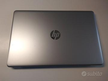 Laptop HP 15 pollici grigio metallizzato per parti