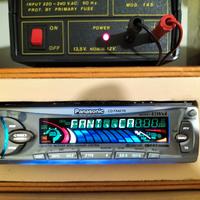 Autoradio Panasonic CQ-FX421N con lettore cassette