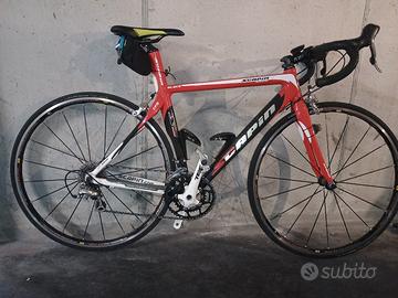 Bi corsa carbonio 