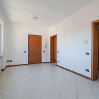 BOTTANUCO - TRILOCALE CON BOX