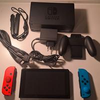 Console Nintendo Switch + Accessori