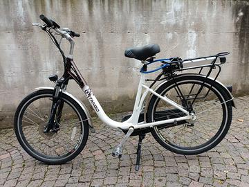 Bicicletta elettrica TANGO