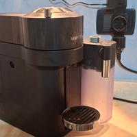 Macchina Nespresso Vertuo Lattissima