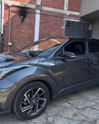 TOYOTA C-HR 2.0 - 56.000 km - Pari al nuovo