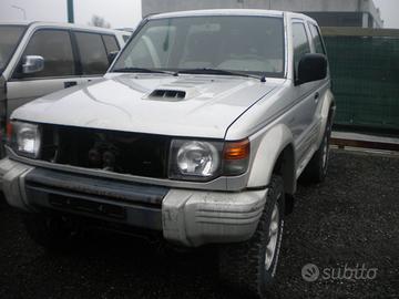 pajero 2.8td per ricambi