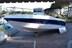 Bluline 21 open model2026 - package motori Mercury