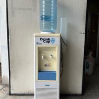 Distributore acqua colonnina