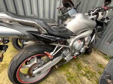YAMAHA FZ6 FAZER PER RICAMBI