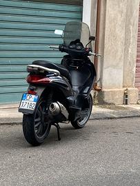 Beverly 250