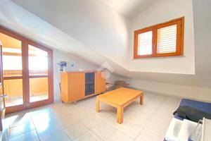 MONOLOCALE A ORISTANO