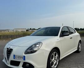 Alfa Romeo Giulietta 1.6 JTDm-2 105 CV Exclusive