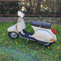 Piaggio Vespa P200 E Nuova di fabbrica