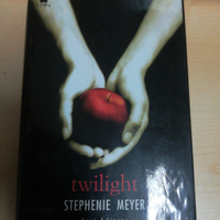 Stephenie Meyer. Twilight