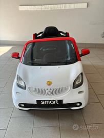 Auto elettrica per bambini NEW SMART Fortwo Cabrio