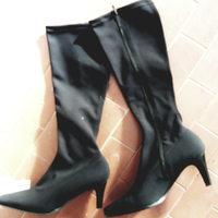 Stivali neri nuovi tg 40