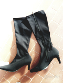 Stivali neri nuovi tg 40