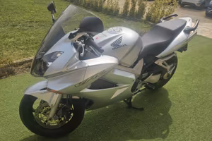 Honda VFR 800 V Tec