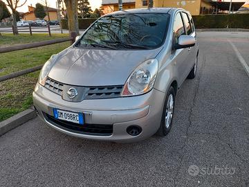 Nissan Note con 170000km Anno 2007 