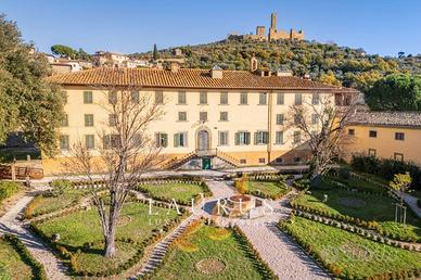 Villa di 4044 m² a Cortona